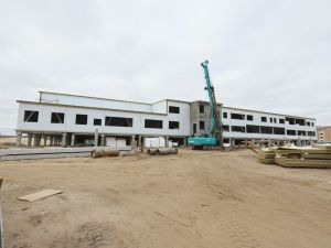 Айсен Николаев раскритиковал темпы строительства объектов  в микрорайоне «Звездный»