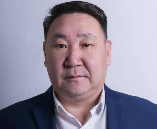 Бюджетный гигант мысли и… отец устных договорённостей: руководитель госучреждения, ведающий миллиардами, забыл главное правило