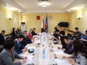 Министр строительства и ЖКХ РФ Владимир Якушев провёл в Якутске совещание по реализации федеральных проектов на Дальнем Востоке