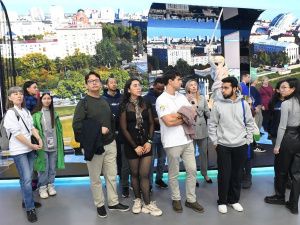 На выставке-форуме «Россия» проходят экскурсии для участников Всемирного фестиваля молодежи