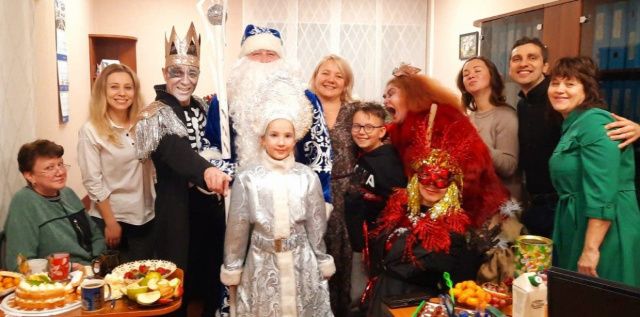 Новогодний портал или секретная служба Деда Мороза