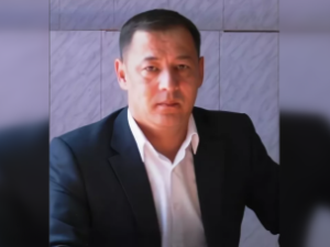 Единоросс Дмитрий Аммосов побеждает на выборах главы Момского района