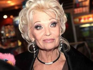 Известной российской актрисе присвоили паллиативный статус