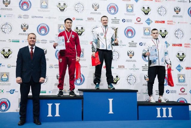 Сотрудник отдела по конвоированию УФСИН стал серебряным призером Чемпионата Дальневосточного, Сибирского и Уральского федеральных округов по гиревому спорту