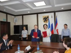 Город Якутск и Усть-Алданский улус подписали соглашение о сотрудничестве