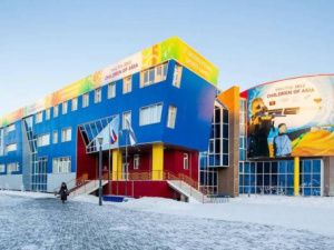 В связи с участившимися угрозами во всех образовательных учреждениях Якутска усилены меры безопасности