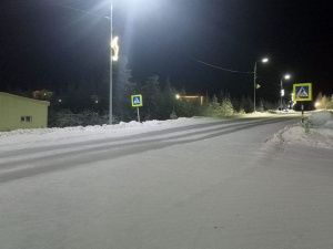 В Мирнинском районе на пешеходном переходе сбили двух школьниц