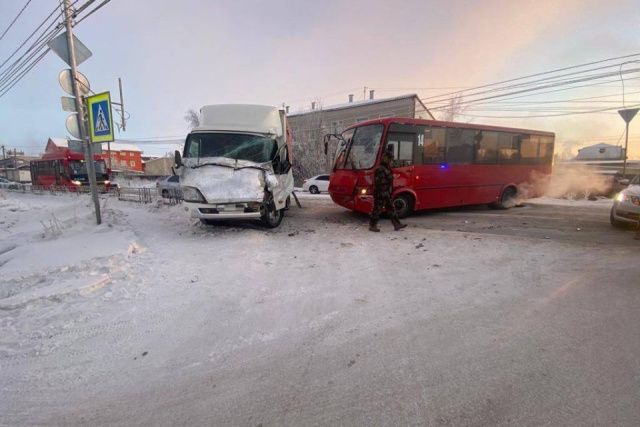 Стали известны подробности крупного ДТП в Якутске