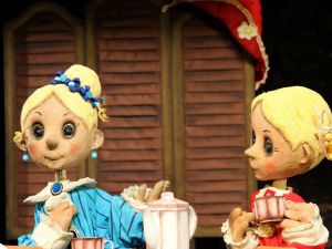 Кукольные театры Якутии и Удмуртии обменялись сценами в рамках «Больших гастролей»