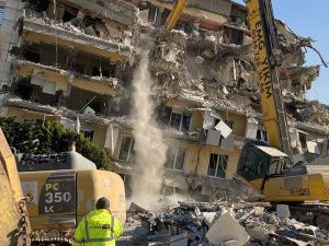 Команда из Якутии сняла фильм о землетрясениях в Турции