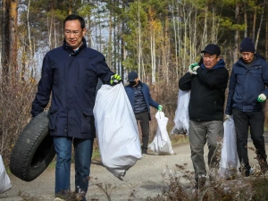 Айсен Николаев: «До наступления зимы необходимо убрать мусор в Якутске»