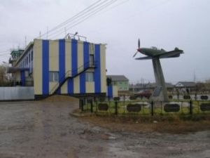 Работник аэропорта продал из-под полы 600 литров авиатоплива