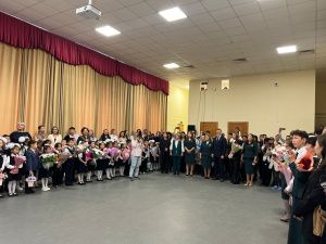 Кирилл Бычков принял участие в торжественной линейке в школе №1 г. Якутска