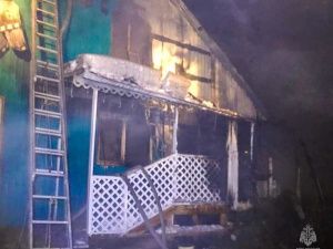 Пострадавшей в результате пожара семье из Верхневилюйска будет оказана помощь