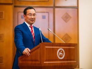 Айсен Николаев занял 14 место в «Национальном рейтинге», поднявшись за год на 11 позиций