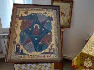 Сотрудники МЧС Якутии поклонились иконе «Неопалимая купина»