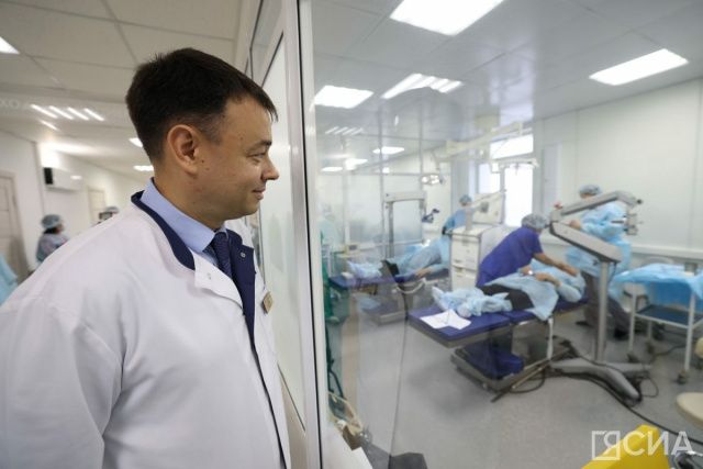 В офтальмологии Якутска дедушка умер прямо во время приема