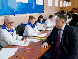 Спикер гордумы Альберт Семенов сделал свой выбор