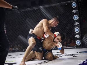 Фоторепортаж: турнир по смешанным единоборствам Eagles FC 53 в Якутске