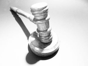 Врачи в Якутске не смогли своевременно распознать у пациентки перелом челюсти