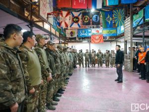 В Якутске в зону СВО проводили 22-ю добровольческую группу отряда «Боотур»