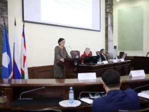 Сардана Авксентьева отчиталась перед депутатами Городской думы о проделанной работе