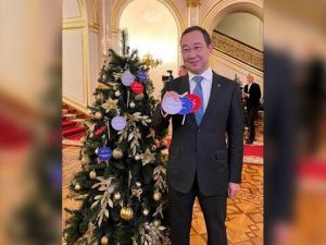 Глава Якутии исполнит мечты детей в рамках благотворительной акции «Ёлка добра»