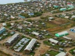 В поселке Алмазный о Дне пожилых людей вспомнили спустя месяц