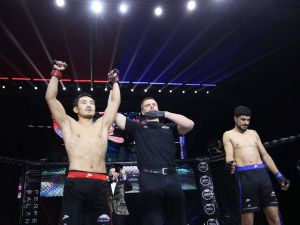 Обладателем кубка Ил Дархана по смешанным единоборствам стал Григорий Барашков