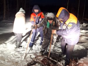 В Верхневилюйском улусе люди попали в снежную пургу