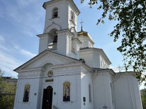 Престольный праздник Никольского храма отметили за Архиерейским богослужением в Якутске