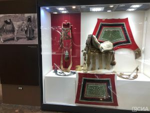 Выдающимся ювелирам и художникам вручили нагрудные знаки «Бриллиант Якутии»