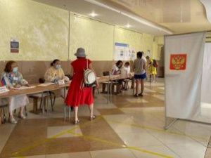 В Якутске на 15 часов проголосовало 38% горожан