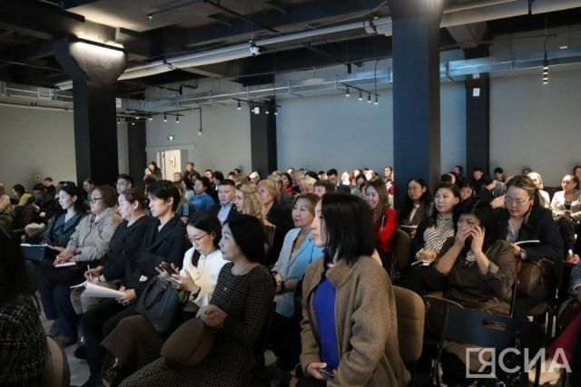 В Якутске работники образования обсудили региональную модель здорового детского питания