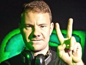 Антон Жондоров: Наконец-то нашел контракт по Dj Smash