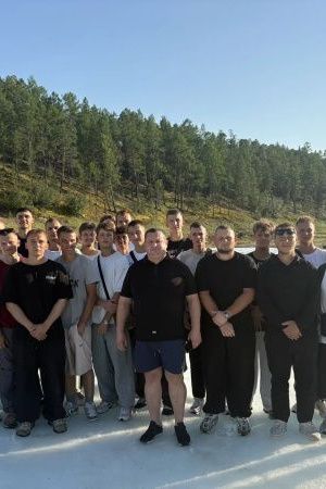 Бойцы студенческих отрядов получили подарок от АО «АК «ЖДЯ» в честь Дня железнодорожника