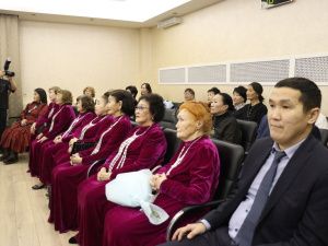 В Якутии презентовали книгу о конном походе Дугуйдана Винокурова до Москвы