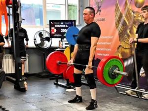 Сотрудник уголовно-исполнительной инспекции УФСИН стал чемпионом открытого Всероссийского турнира по пауэрлифтингу и силовым видам спорта 