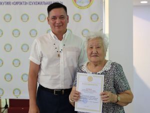 Владислав Левочкин принял участие в открытии выставки мастеров коренных малочисленных народов Севера 