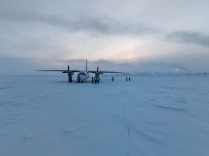 Уволен командир «Полярных авиалиний», посадивший самолет на косу реки в Зырянке