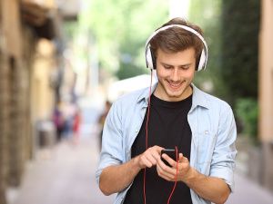 Песни Anna Asti и группы «Король и шут» оказались самыми популярными у россиян