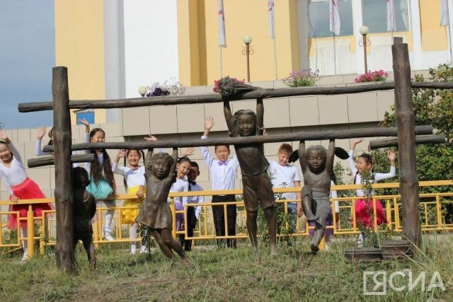 В Якутске прошел фестиваль «Добро пожаловать во Дворец детства!»