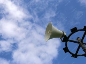 Сирены и громкоговорители включат 1 октября по всей стране