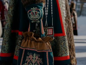 В Якутске состоялось шествие в национальных костюмах