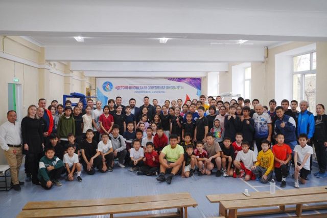 В Якутске открыли фестиваль ко Дню работника дополнительного образования