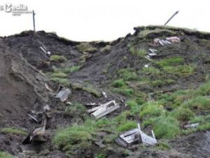 Потревоженные могилы:  В селе Быков Мыс разрушается старое кладбище