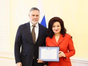 Кирилл Бычков вручил государственные награды лучшим юристам Якутии