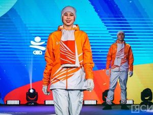 Очертания крыла стерха нанесли на экипировку участников эстафеты огня VIII игр «Дети Азии»