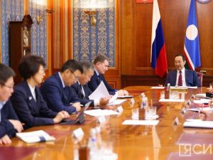 Глава Якутии провел планерное совещание. Какие поручения даны?