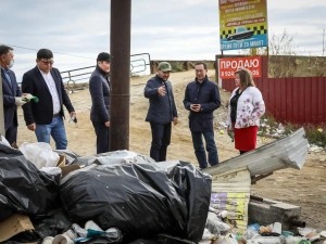 Айсен Николаев: «До наступления зимы необходимо убрать мусор в Якутске»